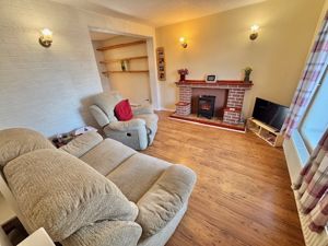 Lounge- click for photo gallery